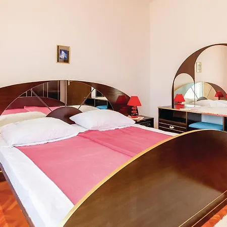 2 Bedroom Gorgeous In 公寓 塞尔瑟