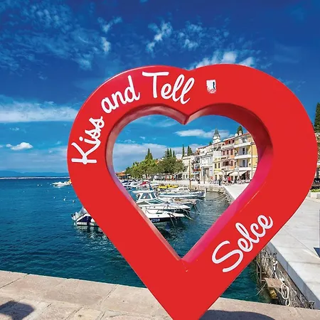 Gorgeous In With Wifi Selce