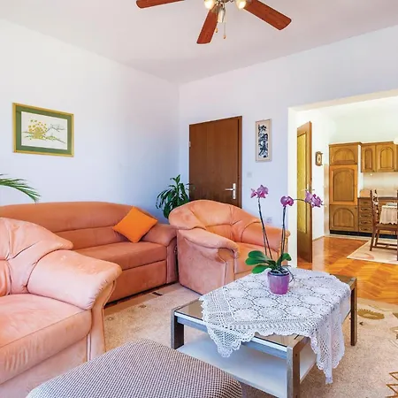 아파트 2 Bedroom Gorgeous In